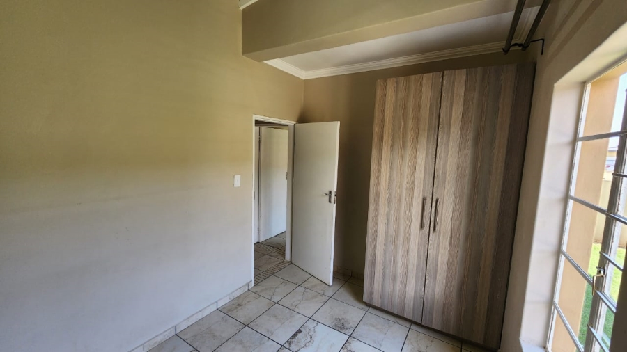 To Let 3 Bedroom Property for Rent in Waterval East North West